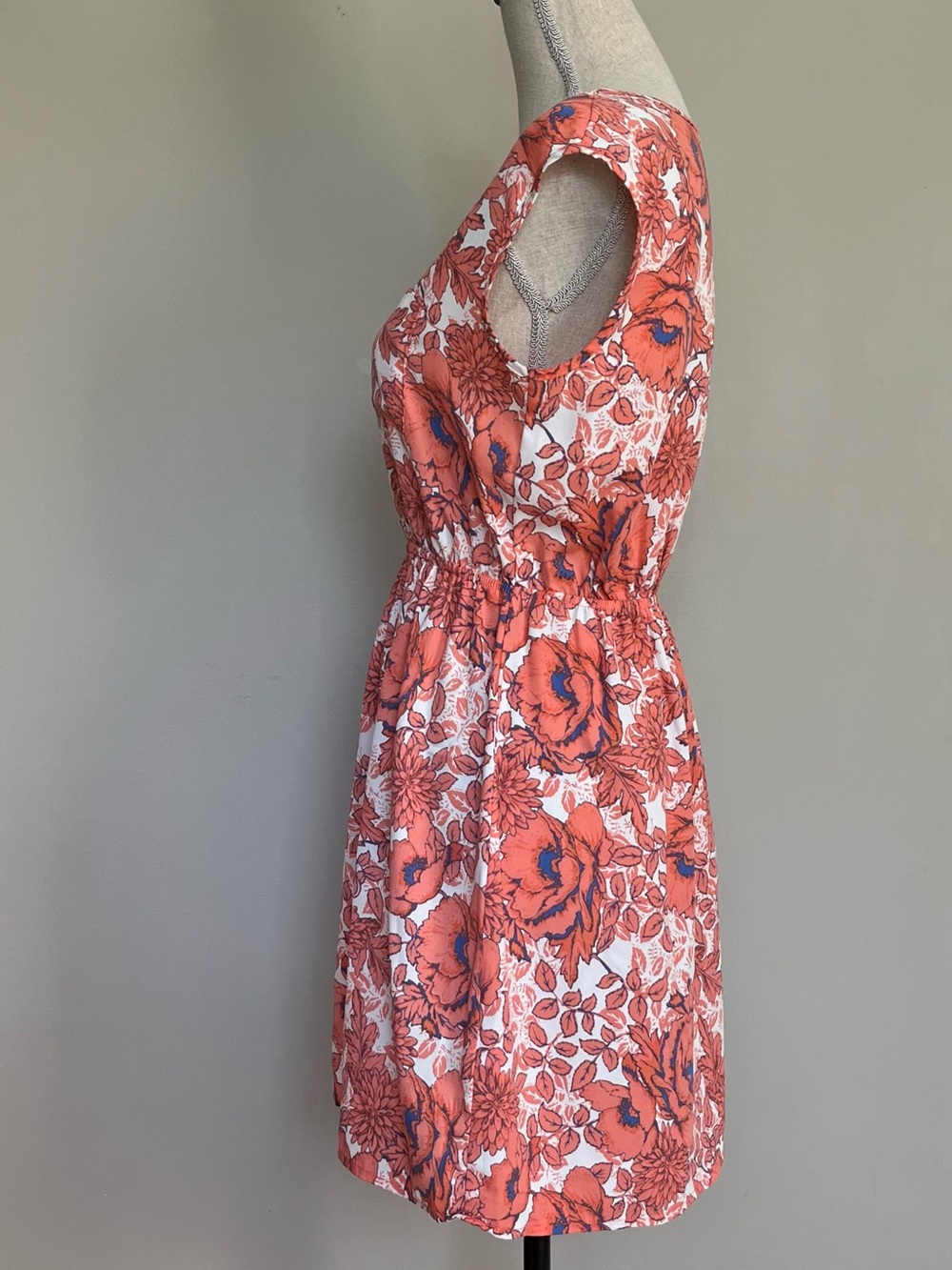 Soprano Coral Floral Elastic-Waist Mini Dress - Picture 3 of 7